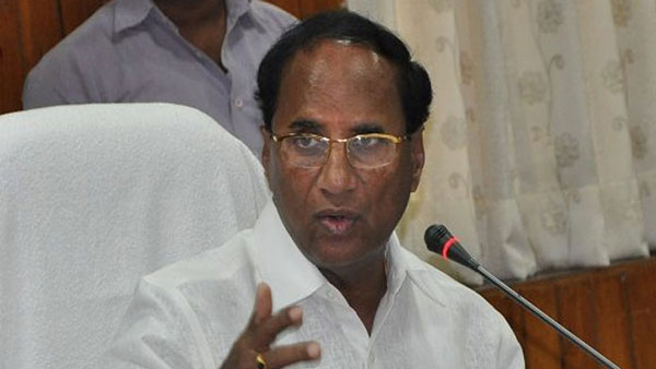 కుమారికి చెందిన హీరో షో రూమ్ సీజ్ కక్ష సాధింపు చర్యే అన్న కోడెల