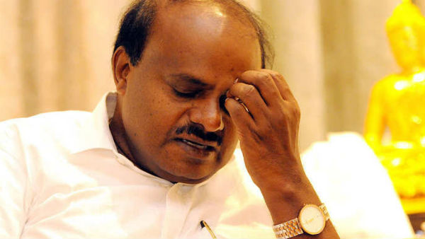 కుమారస్వామి, ఐపీఎస్ అధికారులు