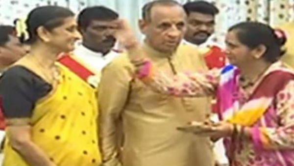 రాఖీ వేడుక .. రాఖీ వేడుక ..