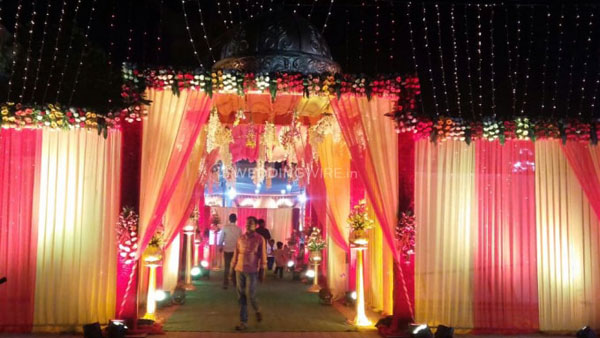 సంపన్న మండపాల పరిస్థితి ఇలా..