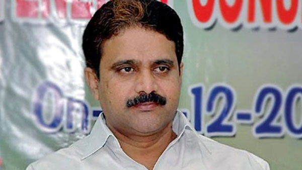 వైసీపీ నుండి ఇద్ద‌రు ఖ‌రారు..ఆ మూడో వ్య‌క్తి ఎవ‌రంటే..