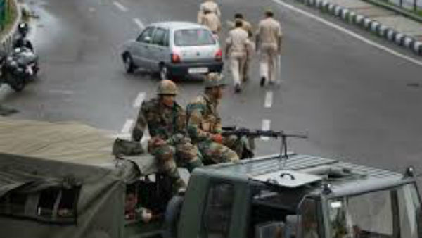 కాశ్మీరీల ఆకాంక్షలకు వ్యతిరేకంగా భారత నిర్ణయం కాశ్మీరీల ఆకాంక్షలకు వ్యతిరేకంగా భారత నిర్ణయం