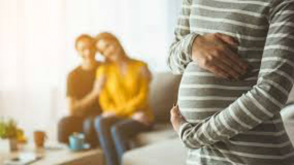 అద్దె గర్భం పేరిట మహిళలకు వల.. సూర్యాపేట మహిళ ట్రాప్