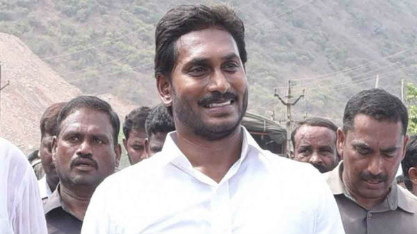 నా దేవుడి మీద, నా నాయకుడి మీద ఎవరు మాట్లాడినా.. నా దేవుడి మీద, నా నాయకుడి మీద ఎవరు మాట్లాడినా..