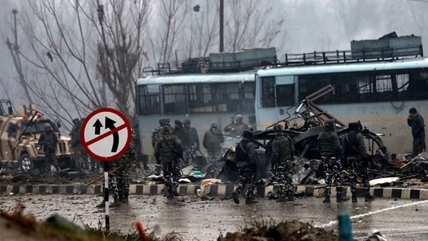 పుల్వామా దాడులతో సెకెండ్ సర్జికల్ స్ట్రైక్..