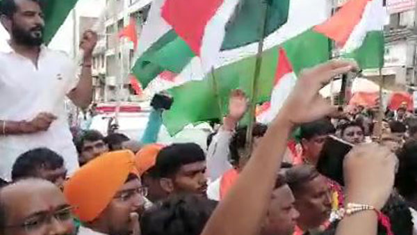 ఎంఐఎం నేతలకు భయపడ్డారా..! ఎంఐఎం నేతలకు భయపడ్డారా..!