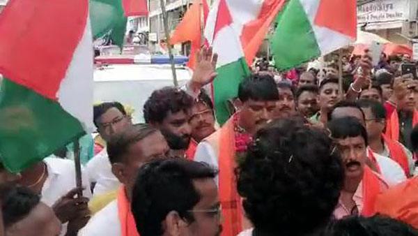 8వ నిజాం రాజు.. ఎంఐఎంకు గులాంగిరీ..! 8వ నిజాం రాజు.. ఎంఐఎంకు గులాంగిరీ..!