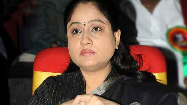 సొంత గూటికి విజయశాంతి..!! సొంత గూటికి విజయశాంతి..!!