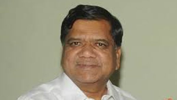 లింగాయుతులకు 44 శాతం లింగాయుతులకు 44 శాతం