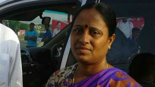 సీతక్క, కొండా సురేఖ ఓ రేంజ్‌లో ఫైరయ్యారుగా..!