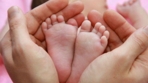 పాప మృతిపై అనుమానంతో చైల్డ్ లైన్ కు ఫిర్యాదు చేసిన స్థానికులు 