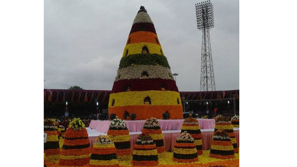  What Is Bathukamma Festival, How It is Celebrated
