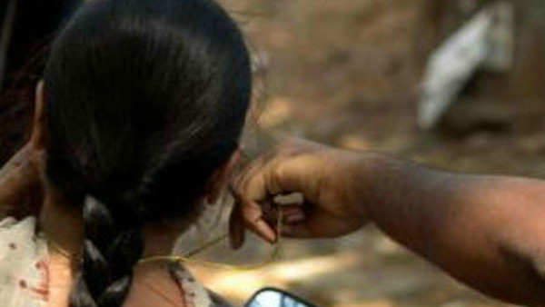 Two arrested in Udupi in Karnataka for trying to steel gold from women Two arrested in Udupi in Karnataka for trying to steel gold from women