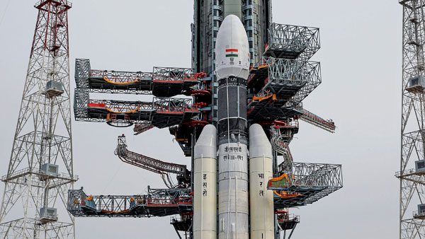  చంద్రయాన్-2 మొత్తం ప్రయోగంకు అంత తక్కువ ఖర్చు ఎందుకైంది..?