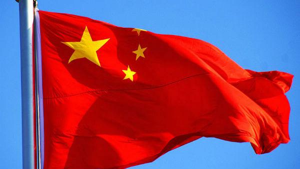 విన్నూత్న నిరసనలతో చరిత్ర సృష్టించిన నిరసన కారులు, విన్నూత్న నిరసనలతో చరిత్ర సృష్టించిన నిరసన కారులు,