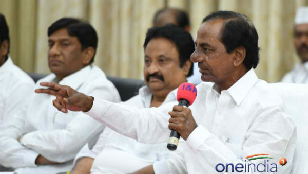 కేసీఆరే మా నాయకుడు.. తగ్గుతున్న నేతలు కేసీఆరే మా నాయకుడు.. తగ్గుతున్న నేతలు