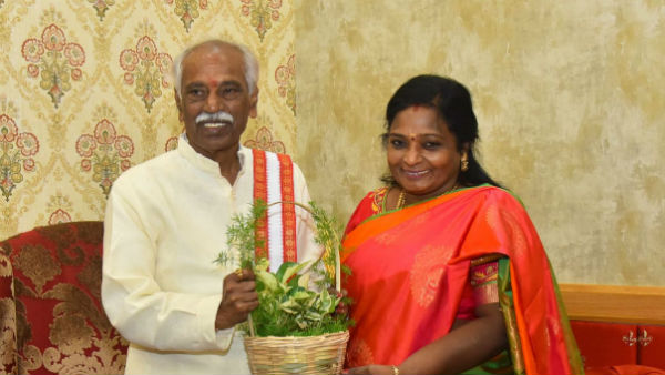  Himachal Governor Bandaru Dattatraya met Governor of Telangana Tamilisai Soundarrajan at Raj Bhavan