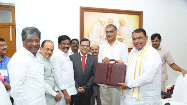 బకాయిల చెల్లింపే తొలి ప్రాధాన్యత అన్న కేసీఆర్ .. ఇరకాటంలో హరీష్ బకాయిల చెల్లింపే తొలి ప్రాధాన్యత అన్న కేసీఆర్ .. ఇరకాటంలో హరీష్