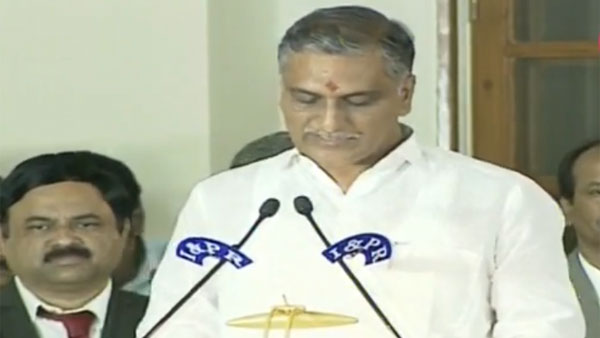 రాజకీయ ప్రస్థానం ఇలా.. ది బెస్ట్ లీడర్