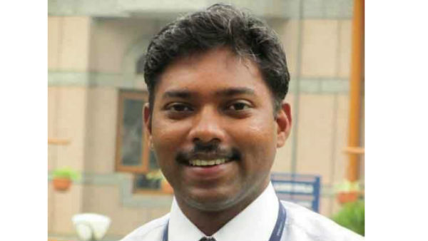 2009 సివిల్స్ పరీక్షలో తొమ్మిదో ర్యాంకు 2009 సివిల్స్ పరీక్షలో తొమ్మిదో ర్యాంకు