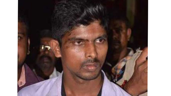 ప్రతిపక్ష నేతగా ఉన్న సమయంలో దాడి.. ప్రతిపక్ష నేతగా ఉన్న సమయంలో దాడి..