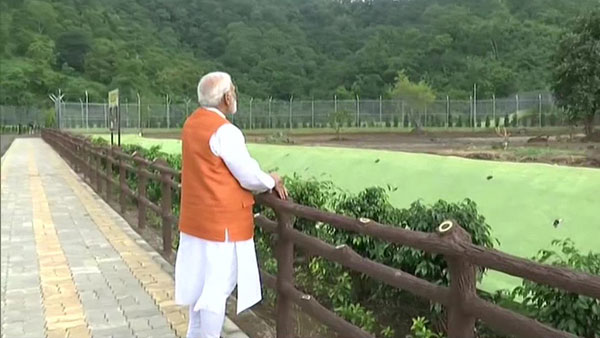 ఆర్‌ఎస్ఎస్‌లో ఉన్నా కాంగ్రెస్ వారితో దోస్తీ