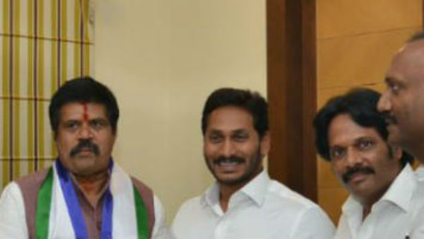గజం భూమి కబ్జా చేసినా కఠిన చర్యలు... ఎదురు తిరిగితే పీడీ యాక్ట్ గజం భూమి కబ్జా చేసినా కఠిన చర్యలు... ఎదురు తిరిగితే పీడీ యాక్ట్