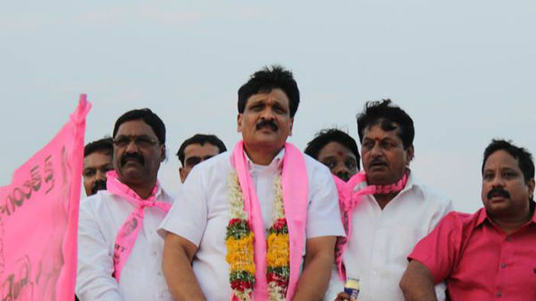 ఇతరులకు పెద్ద పీట వేస్తున్నారని సీనియర్ల ఆవేదన..!