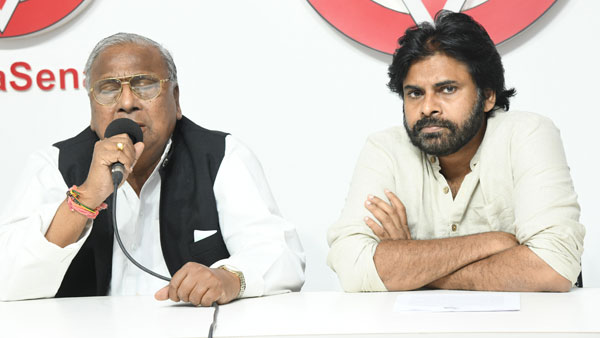 పవన్‌తో కలిసి పోరాటం