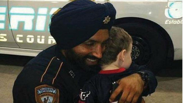 విచక్షణా రహితంగా కాల్పులు..