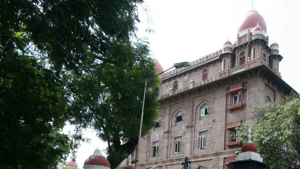  కోర్టు ముందు హజరైన సీఎస్ ఇతర ఐఏఎస్‌లు