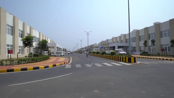 కీలక కార్యాలయాలు మంగళగిరికి...