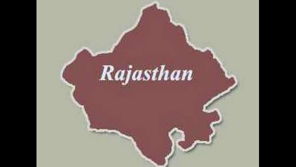 అంచనాలు తారుమారు అంచనాలు తారుమారు