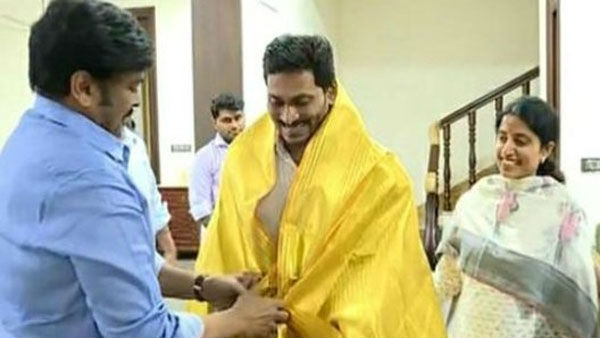 చిరంజీవికి కొత్త బాధ్యతలు..సై అన్న జగన్