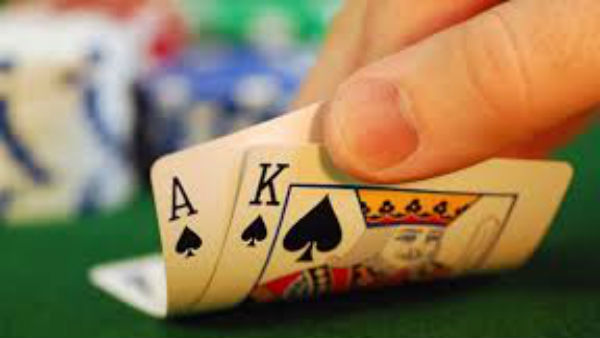 ఇకపై అలాంటి జీవితం వద్దని.. అవయవాలు అమ్ముకుంటానంటూ..! ఇకపై అలాంటి జీవితం వద్దని.. అవయవాలు అమ్ముకుంటానంటూ..!