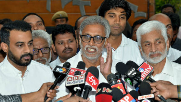 దగ్గుబాటి చివరి ప్రయత్నాలు..!ససేమిరా అంటున్న జగన్..!! దగ్గుబాటి చివరి ప్రయత్నాలు..!ససేమిరా అంటున్న జగన్..!!