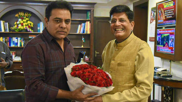 పియూష్ గోయల్‌తో సమావేశం అయిన కేటీఆర్