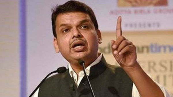  1996, 98లో చీటింగ్, ఫోర్జరీ కేసులు