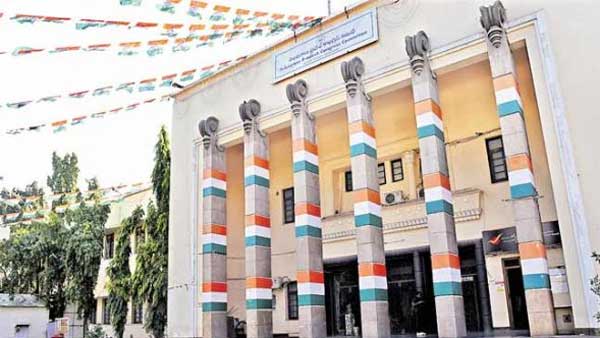 గాంధీ భవన్ కు రాకుండా ముఖం చాటేసిన నేతలు గాంధీ భవన్ కు రాకుండా ముఖం చాటేసిన నేతలు