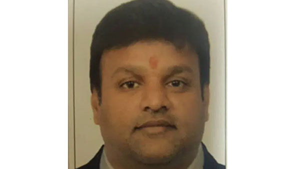 మేజిక్ ఫిగర్ కోసం నాలుగు ఓట్లు తగ్గినా..