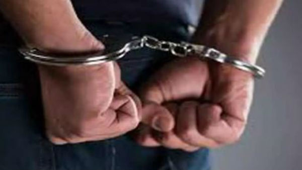 సిటీకి చెందిన అధికారిణి ఫిర్యాదుతో.. సిటీకి చెందిన అధికారిణి ఫిర్యాదుతో..