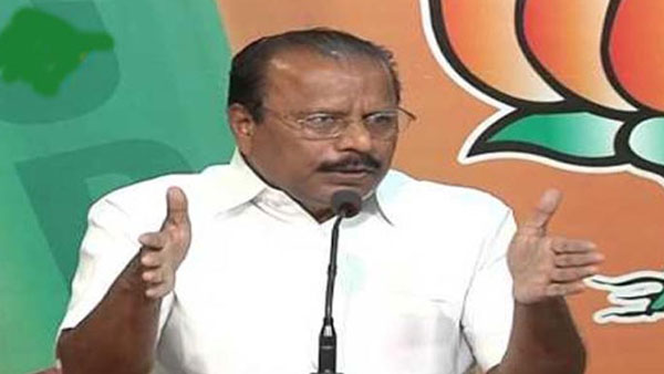 బెదిరించడం సరికాదు