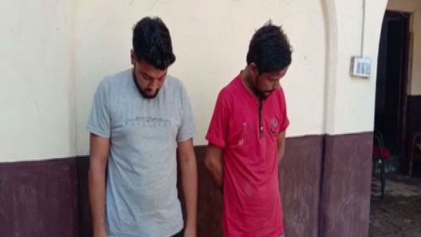 జైశ్రీరామ్ చెప్పనందుకు భర్తపై దాడి జైశ్రీరామ్ చెప్పనందుకు భర్తపై దాడి