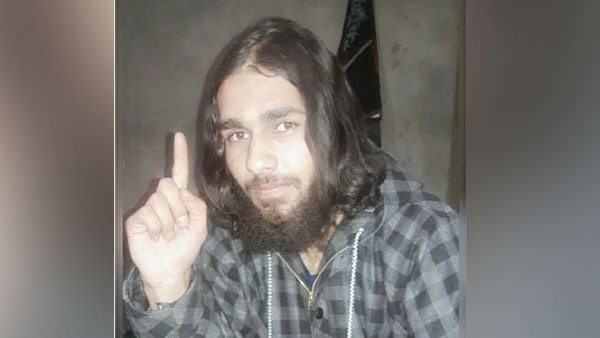 JeM terrorist arrested by police in Jammu and Kashmirs Baramulla JeM terrorist arrested by police in Jammu and Kashmirs Baramulla