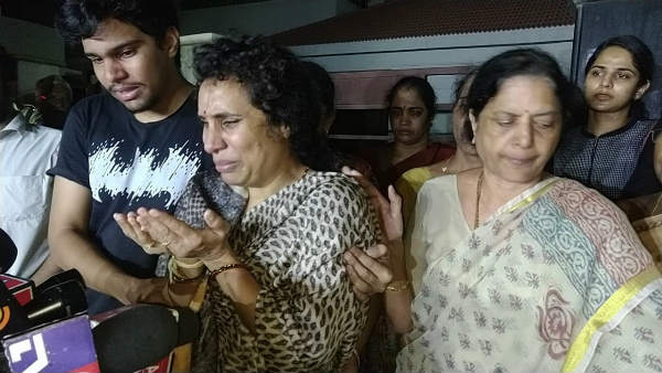 ఇలా వెలుగులోకి..