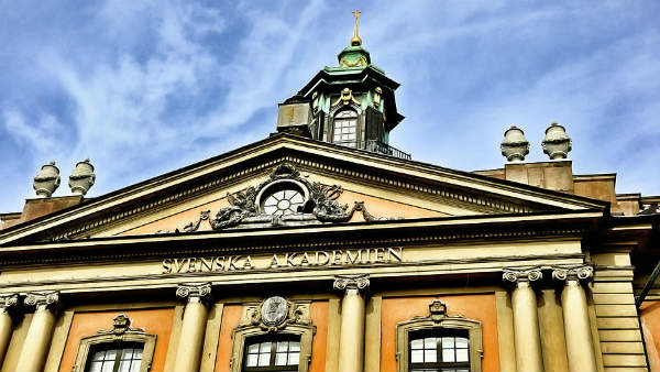 ఏడు సార్లు నోబెల్ ప్రైజ్ను నిలిపివేసిన అకాడెమీ ఏడు సార్లు నోబెల్ ప్రైజ్ను నిలిపివేసిన అకాడెమీ