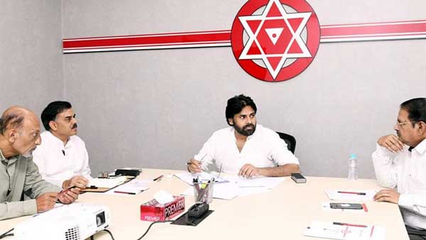 రాజధాని లేకుండా చేస్తారా..
