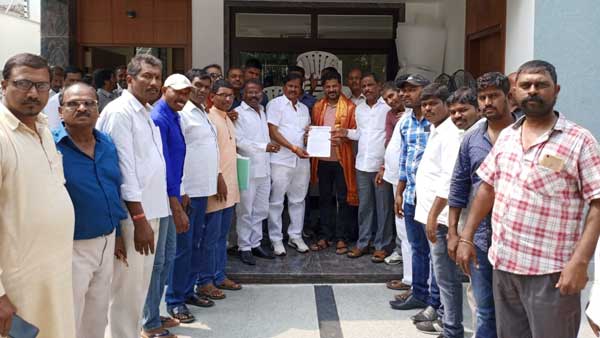 మారో మార్గం లేక