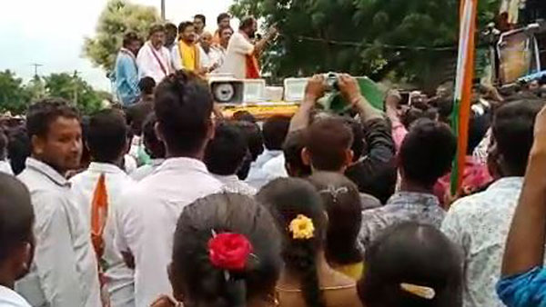 టీఆర్ఎస్ పార్టీని మట్టి కరిపించండి.. కాంగ్రెస్‌కు పట్టం కట్టండి : రేవంత్