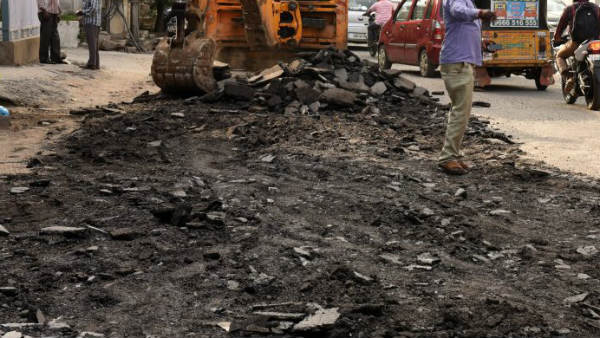 పేరుగొప్ప ఊరు దిబ్బ.. మసకబారుతున్న నగర చరిత్ర.. పేరుగొప్ప ఊరు దిబ్బ.. మసకబారుతున్న నగర చరిత్ర..